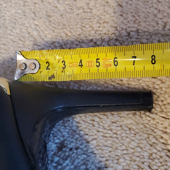 Calvin Klein sz 9 , ( more 8.5) wedges. Never worn! - Picture 7 of 7